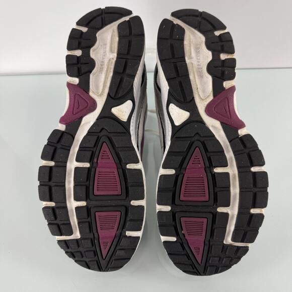 Nike Dart 8 Women's Athletic Running Shoes White Purple Size 9 - Picture 7 of 10